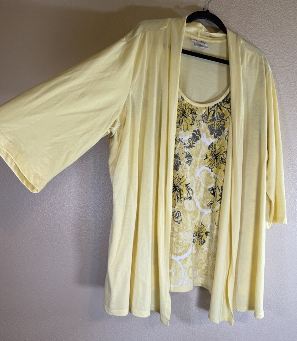 Blair Plus 3XL 2-in-1 Cardigan With Attached Floral Tank Yellow